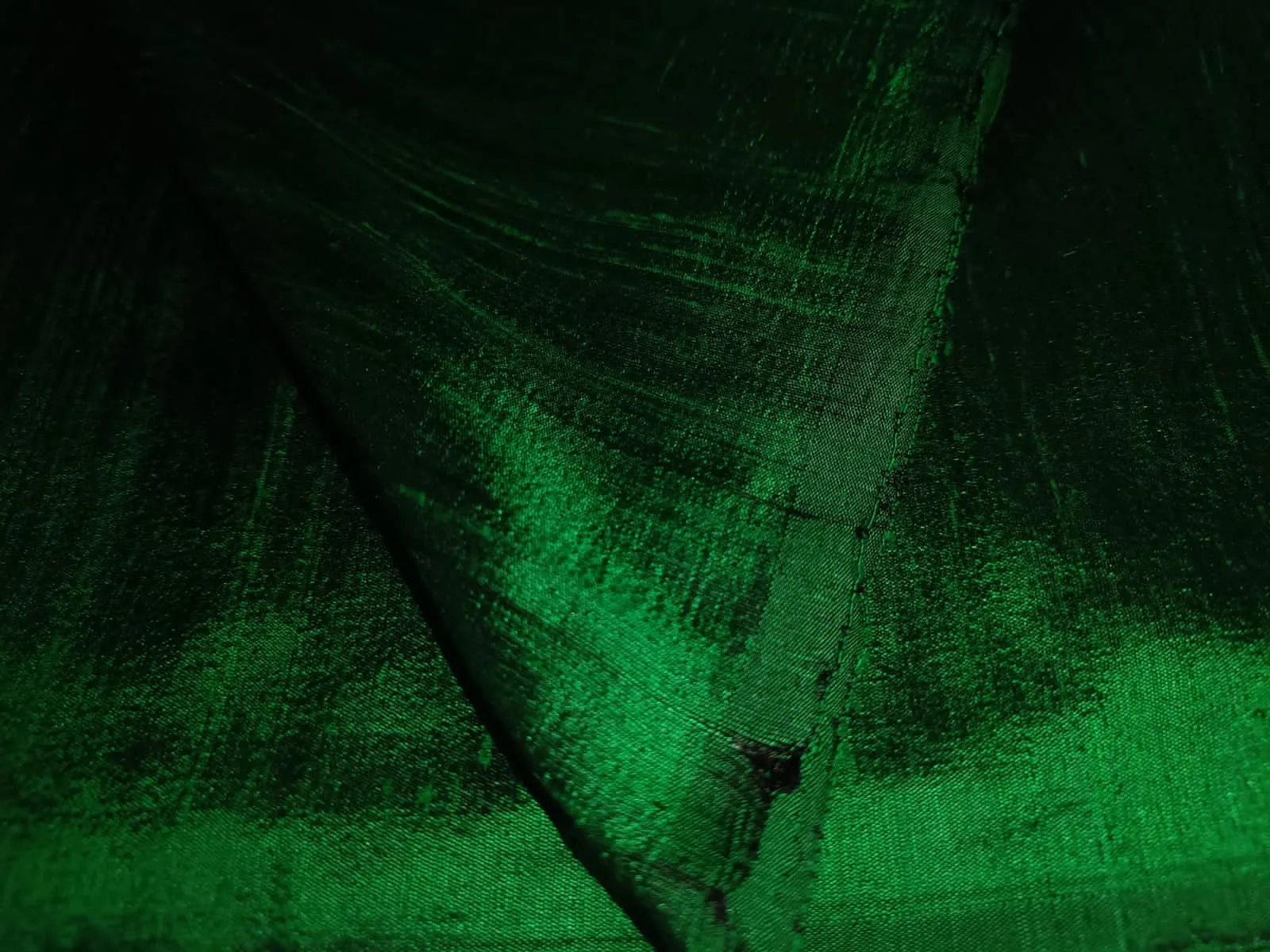 100% PURE SILK DUPIONI FABRIC EMERALD GREEN COLOR 54" WIED WITH SLUBS*MMB2[1]