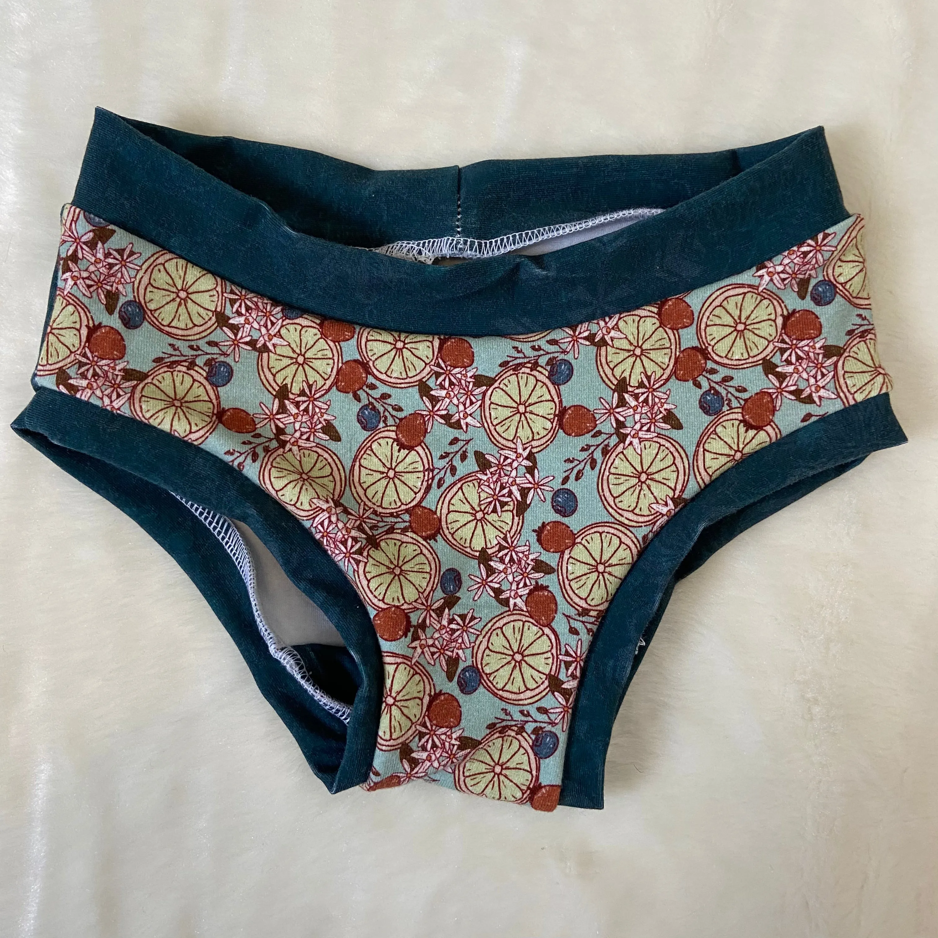 5T Children's Briefs