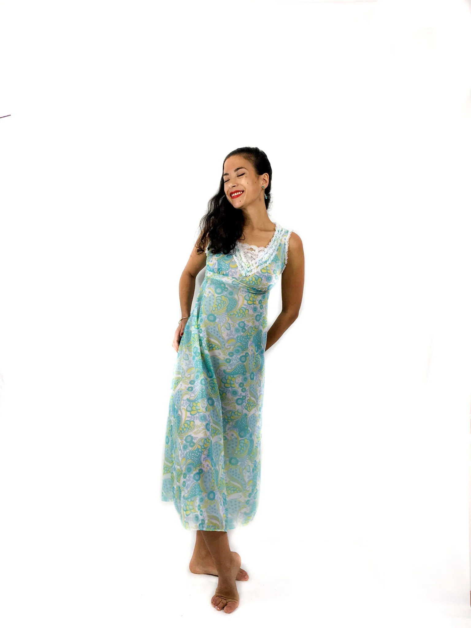 70s vintage long Paisley print nightgown