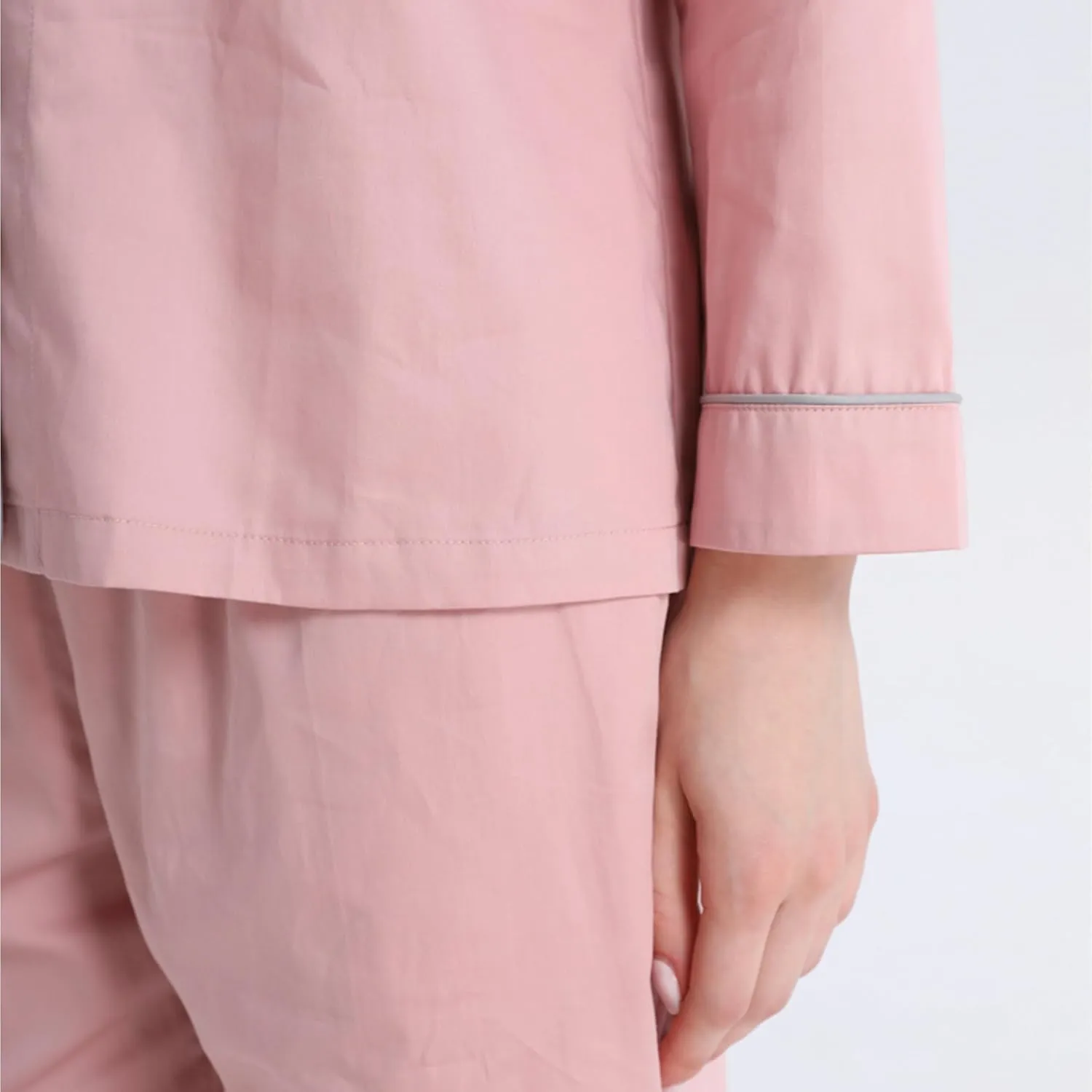 AIGE women's pajama set: Soft, breathable, lightweight with long trousers. Button closure, plain cuffs, 1 pocket. Pink
