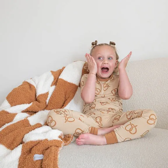 Bamboo Two Piece Set - Pretzel