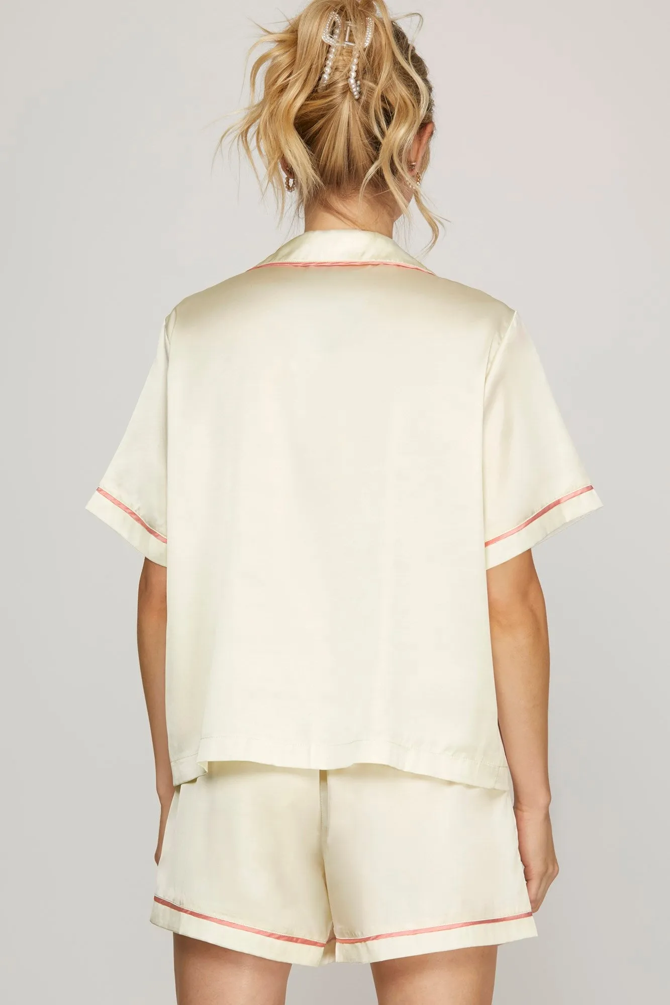 Bow Detail Top And Shorts Pajama Set - Cream