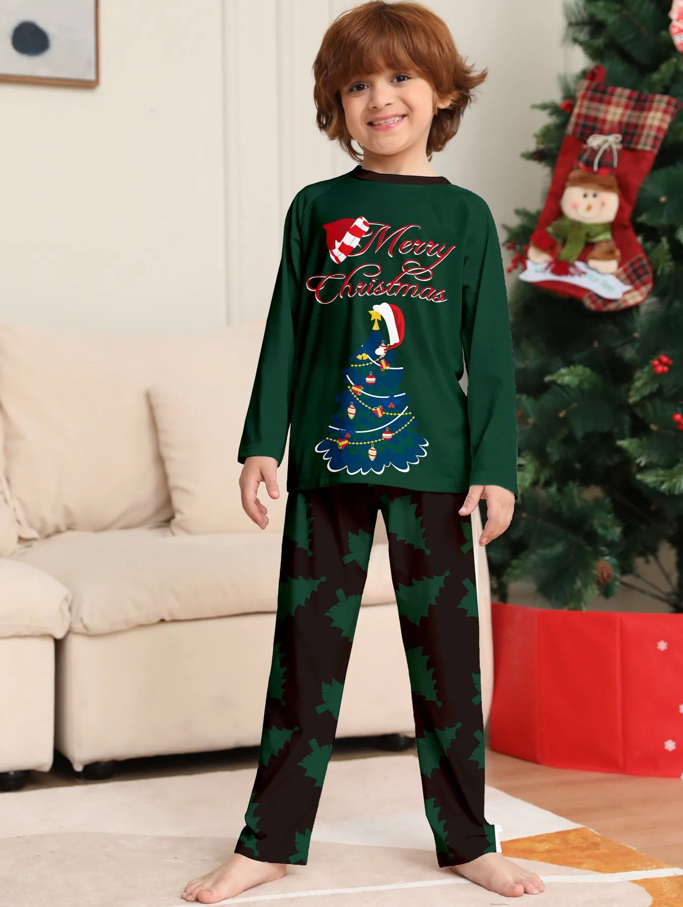 Christmas Tree Print Long-Sleeve Pajamas