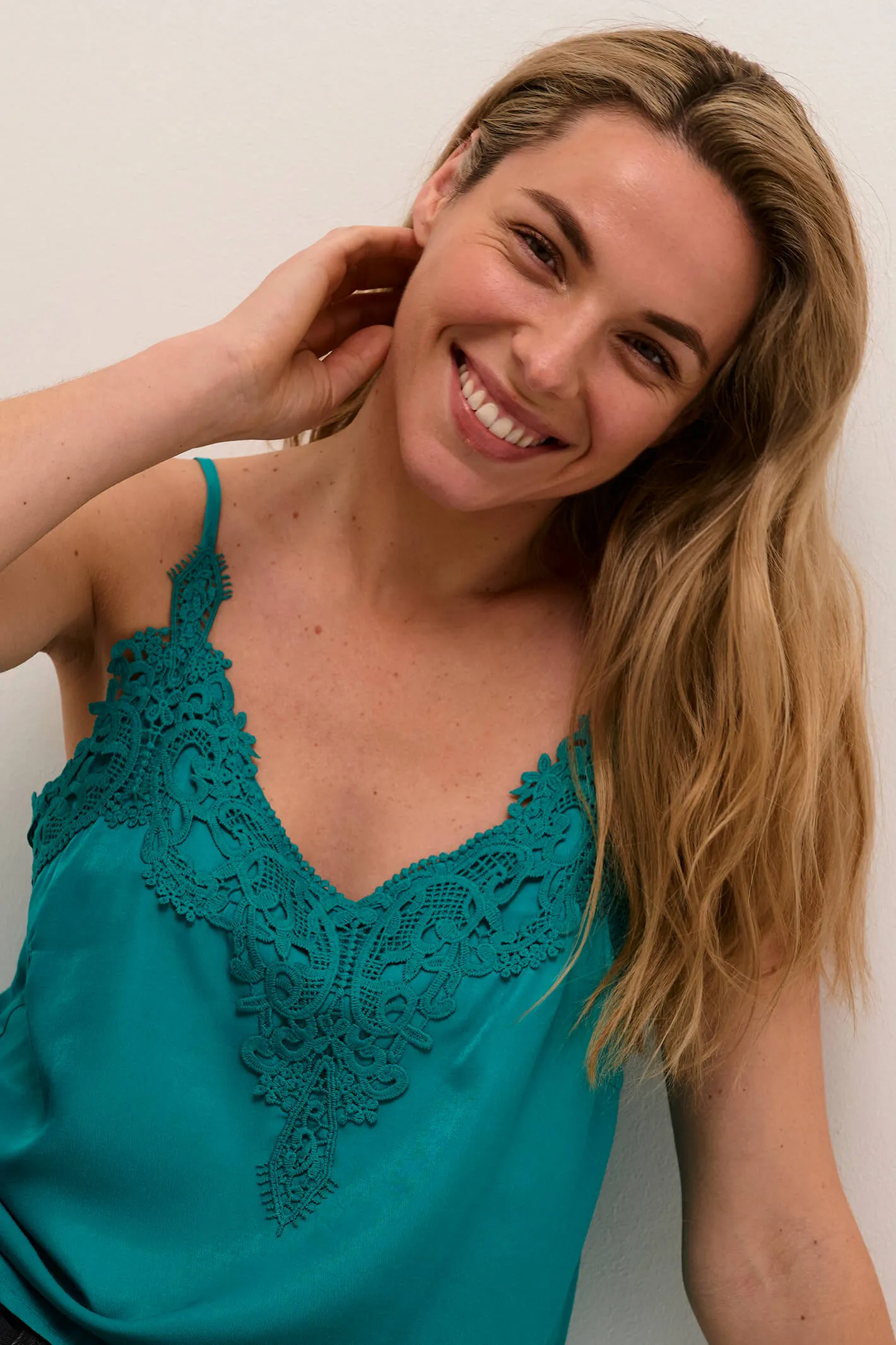 Cream CRAnna Lace Vest Top