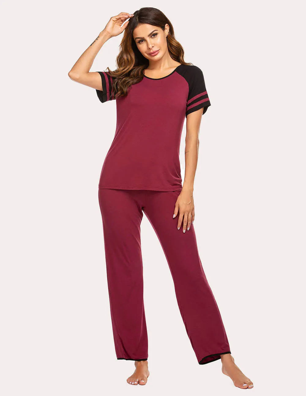 Ekouaer Fashionable Pajama Set (US Only)