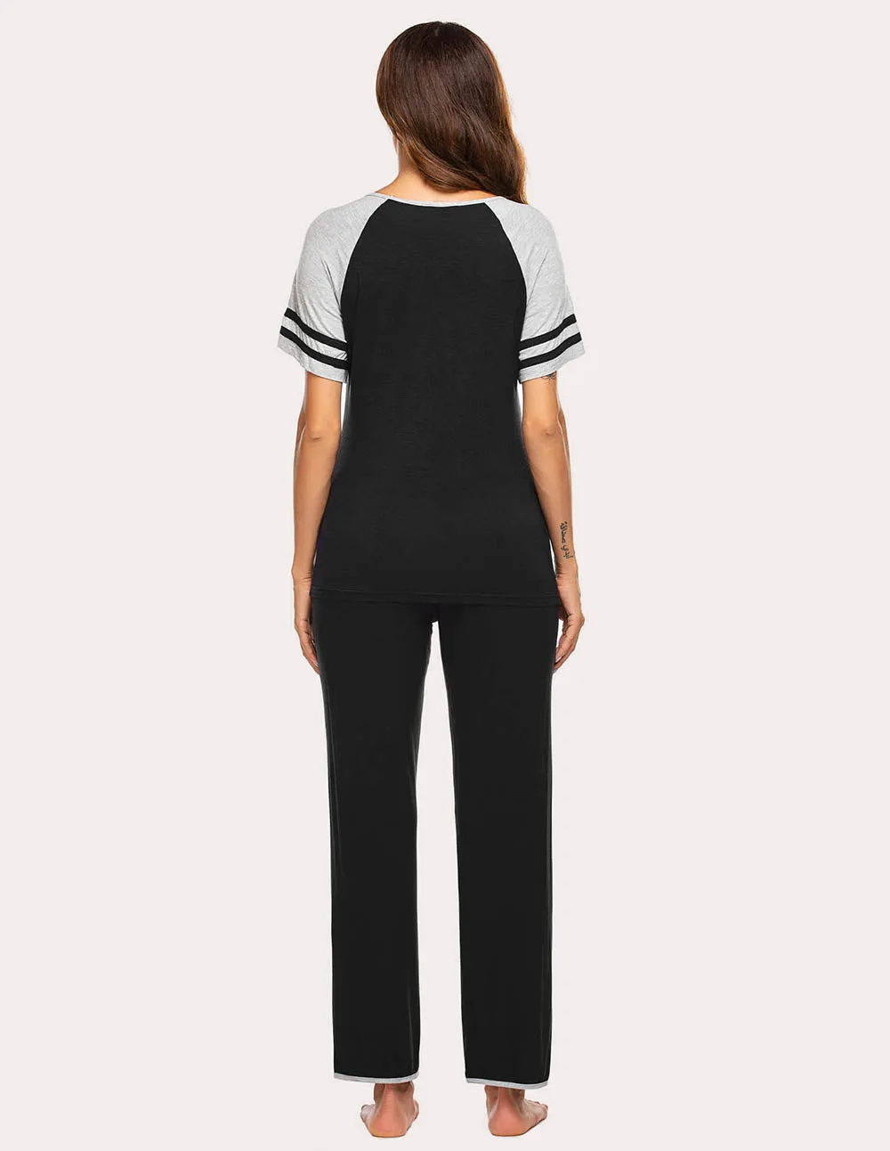 Ekouaer Fashionable Pajama Set (US Only)