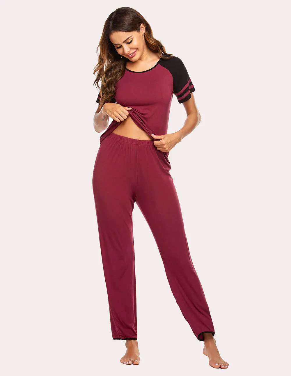 Ekouaer Fashionable Pajama Set (US Only)