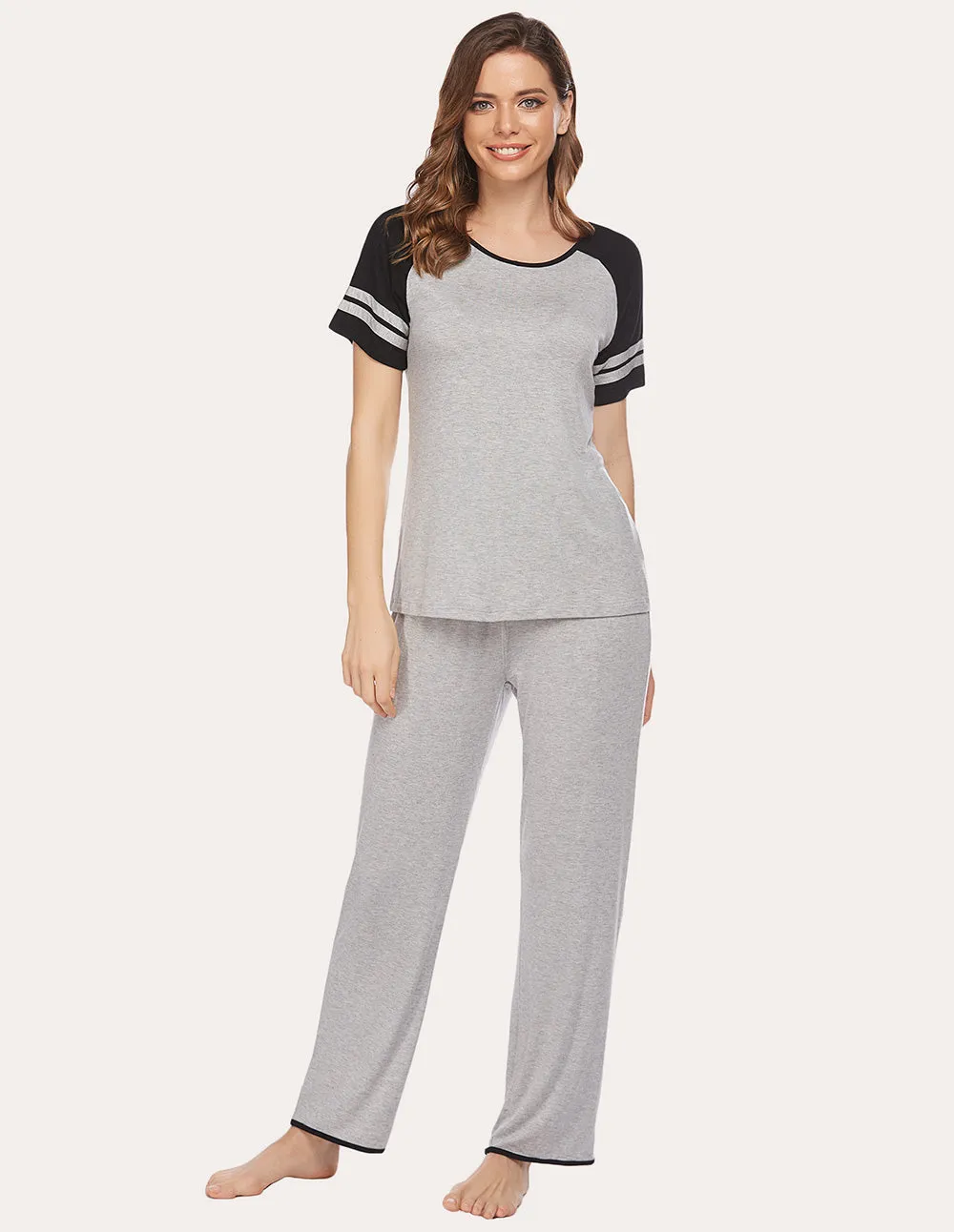 Ekouaer Fashionable Pajama Set (US Only)