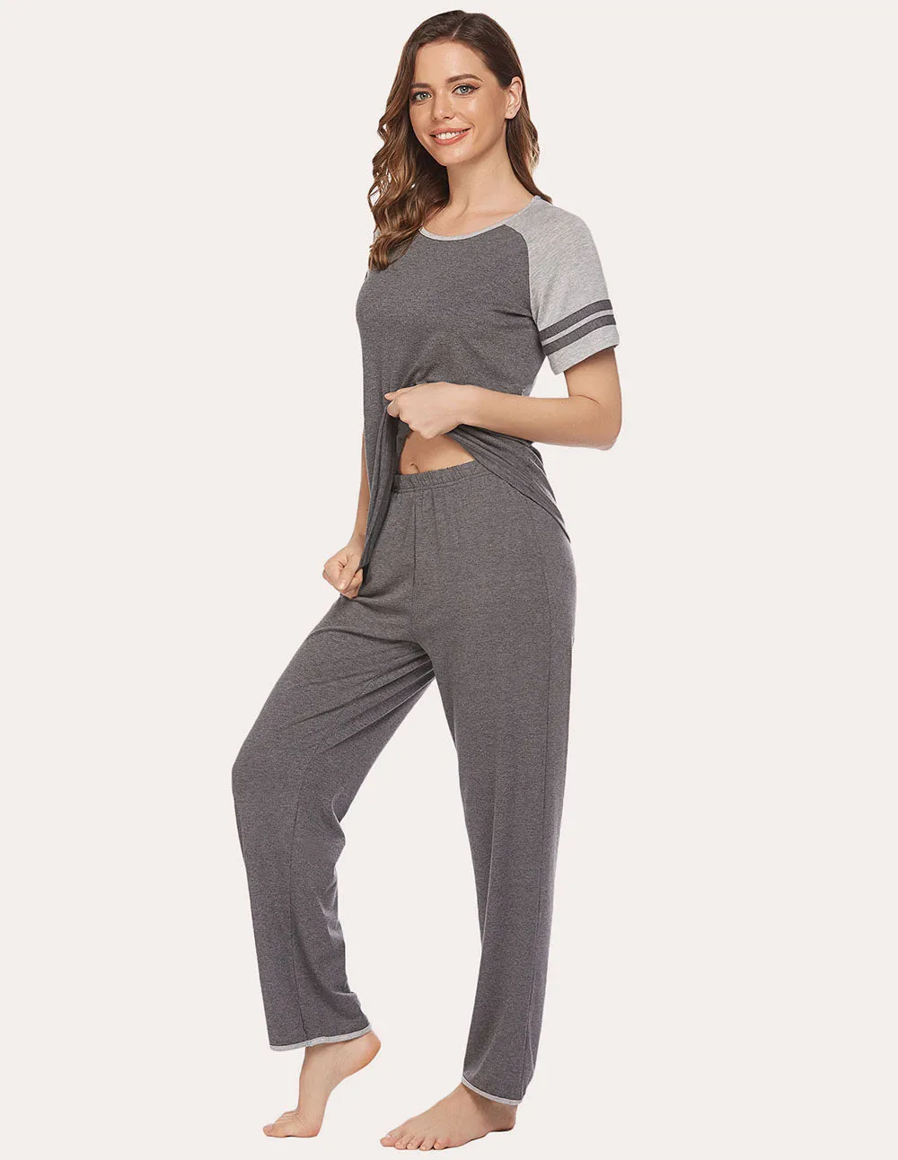 Ekouaer Fashionable Pajama Set (US Only)