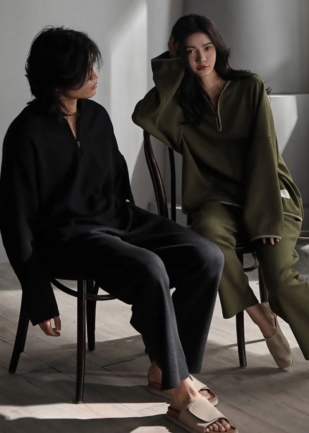 Fashion Green V Neck Zippered Solid Couple Pajamas Two Piece Set Spring LY2827