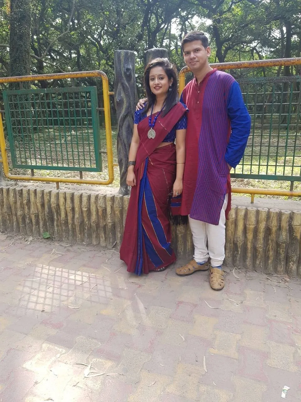 Madly Maroon- Handloom Pure Cotton Saree-Kurta Couple Set