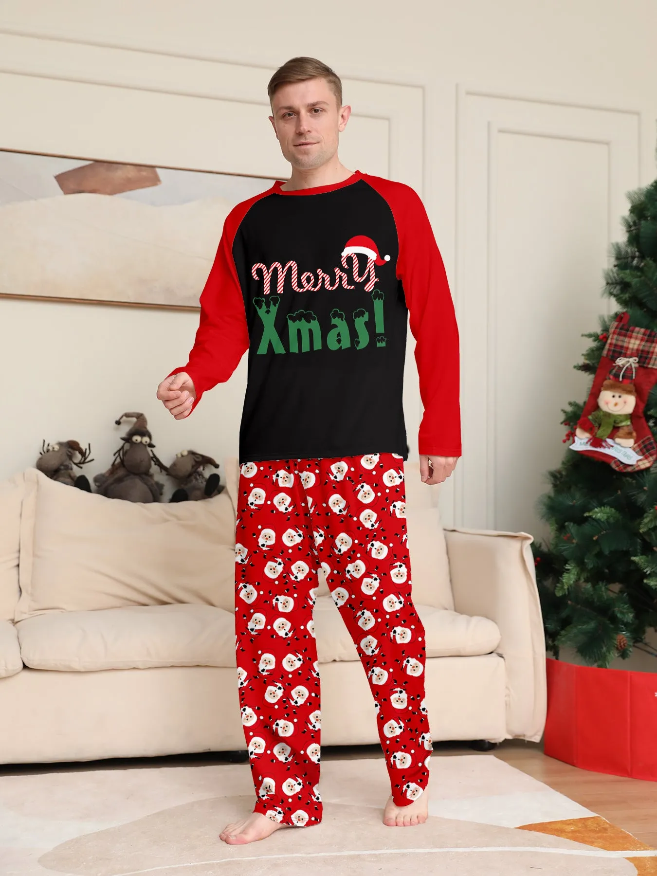“Merry Xmas” Santa Claus Print Family Pajama Set