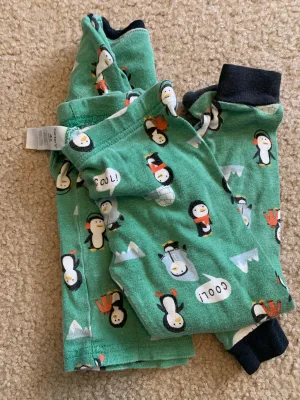 Penguin Pajamas Long sleeve & pants - size Kids Clothing:     4 & 4T