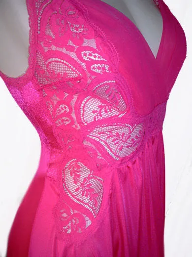 *RARE OLGA PLEATED NYLON CHIFFON ALL LACE BODICE LACE SPANDEX NIGHTGOWN IN CHERRY FIZZ