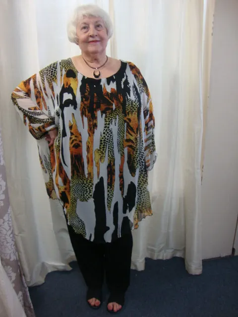Shelz Kaftan Style Top
