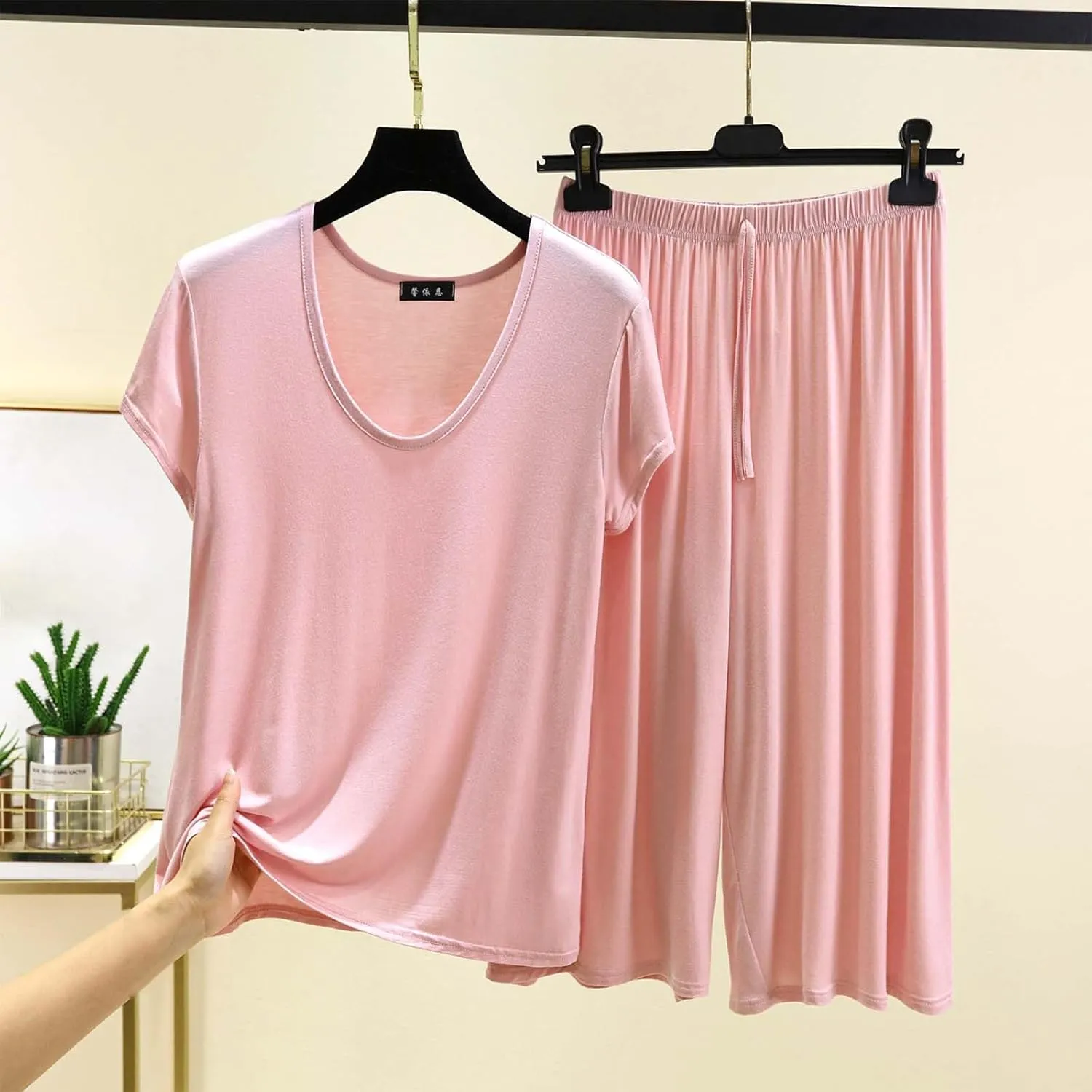 Summer Capri Pants Modal Pajama Sets Women Soft Comfy Lounge 2 Piece Outfits with Short Sleeve V Neck Tops Sleepwear