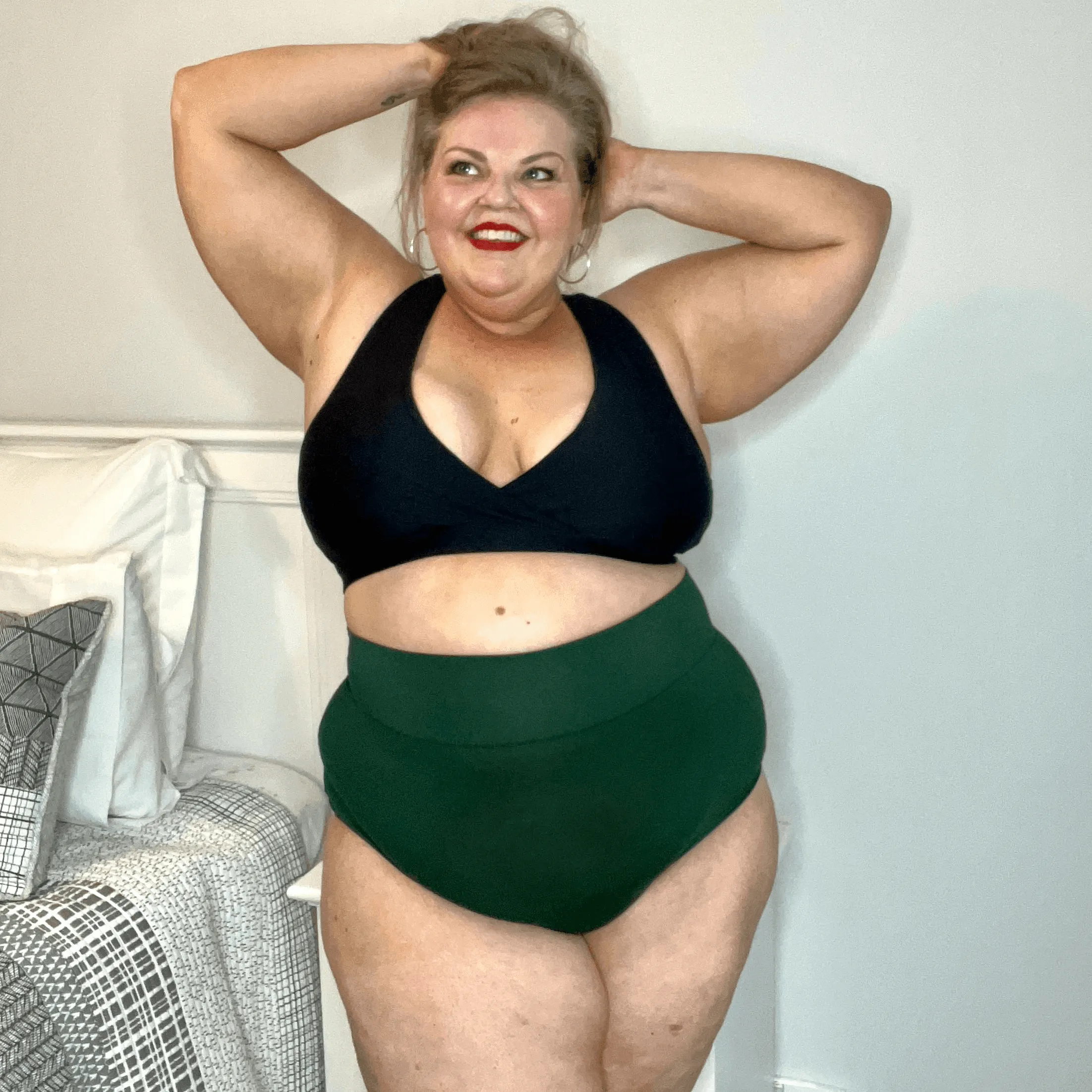 Super High Waist Panties - Hit the Bottle Green