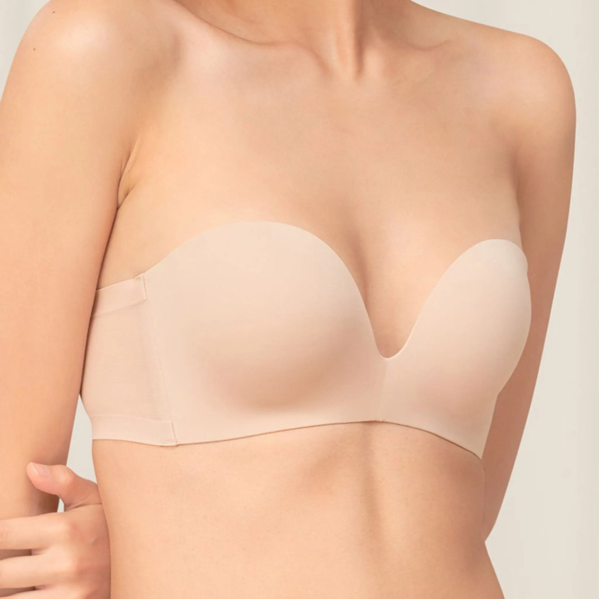 Triumph Invisible Inside-out Non-wired Detachable Bra Natural Skin