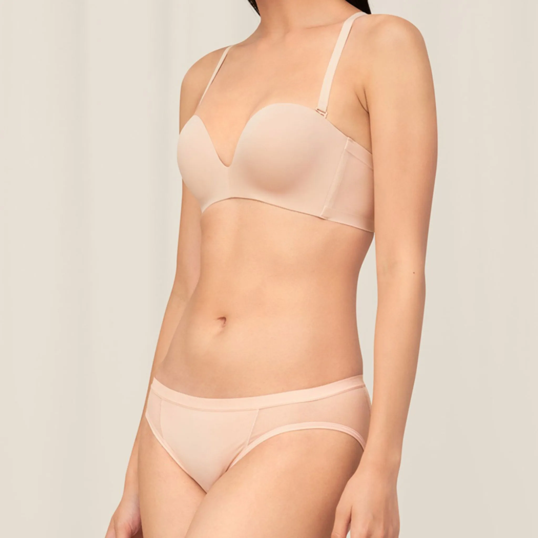 Triumph Invisible Inside-out Non-wired Detachable Bra Natural Skin