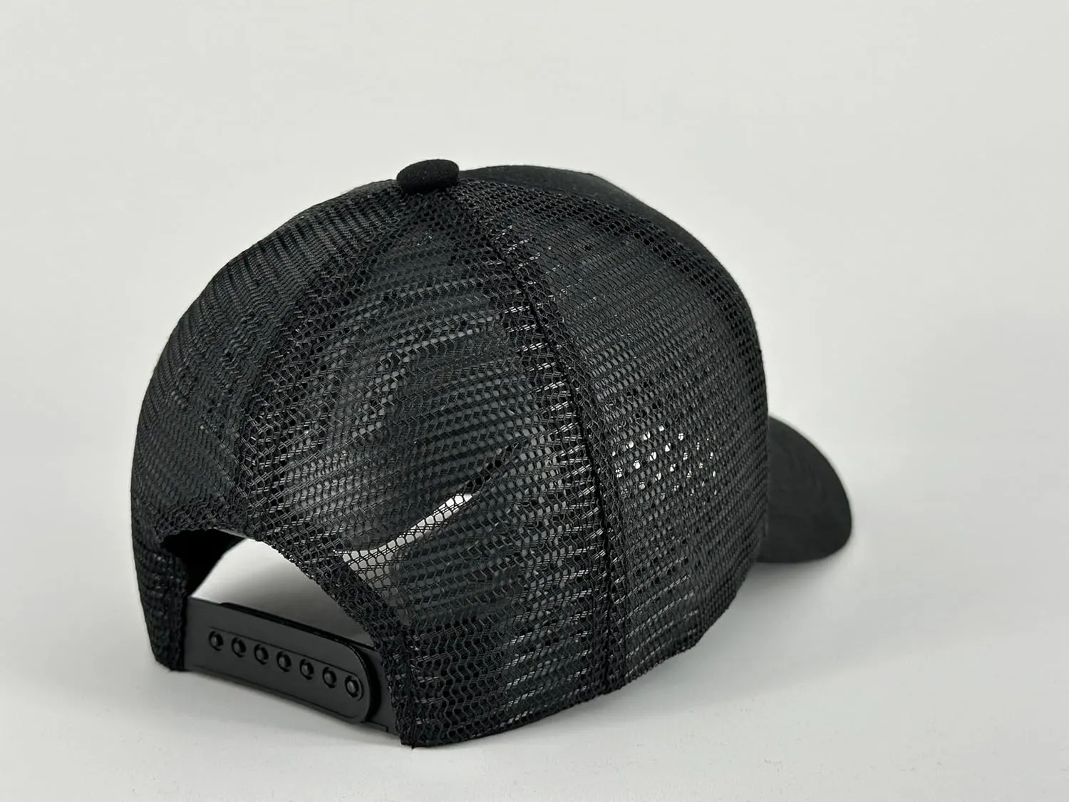 Unisex Embroidered Patch Animals Mesh Trucker Hat Snapback Baseball Cap