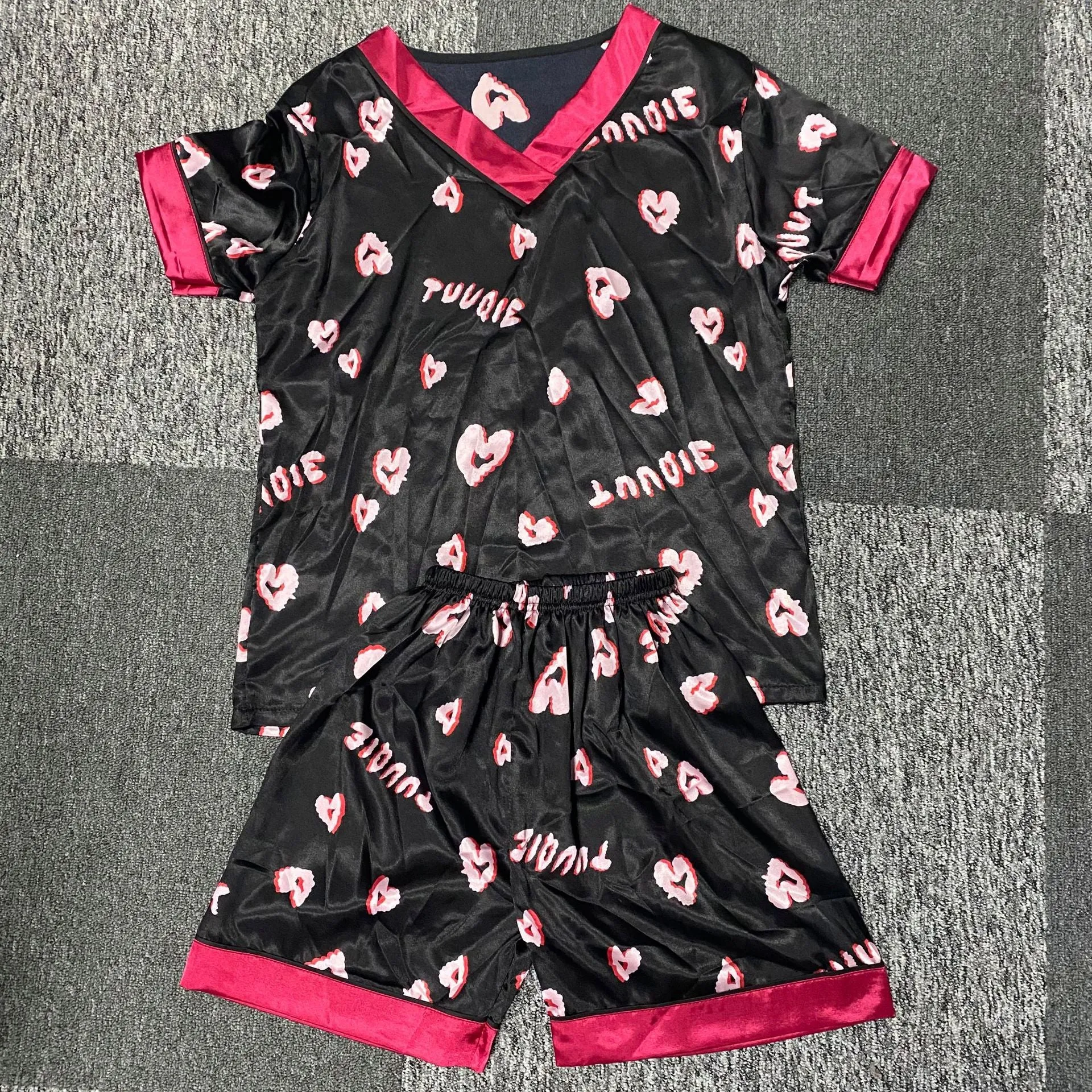 Wenkouban Women's Summer Thin Ice Silk Pajamas Short-Sleeved Korean Version Cute Silk Student Cartoon Home Clothes Two-Piece Suit