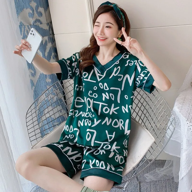 Wenkouban Women's Summer Thin Ice Silk Pajamas Short-Sleeved Korean Version Cute Silk Student Cartoon Home Clothes Two-Piece Suit