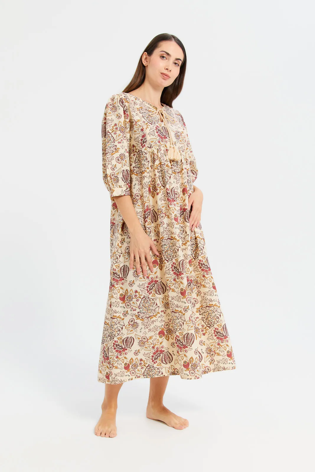 Women Ivory Tassel Nightgown