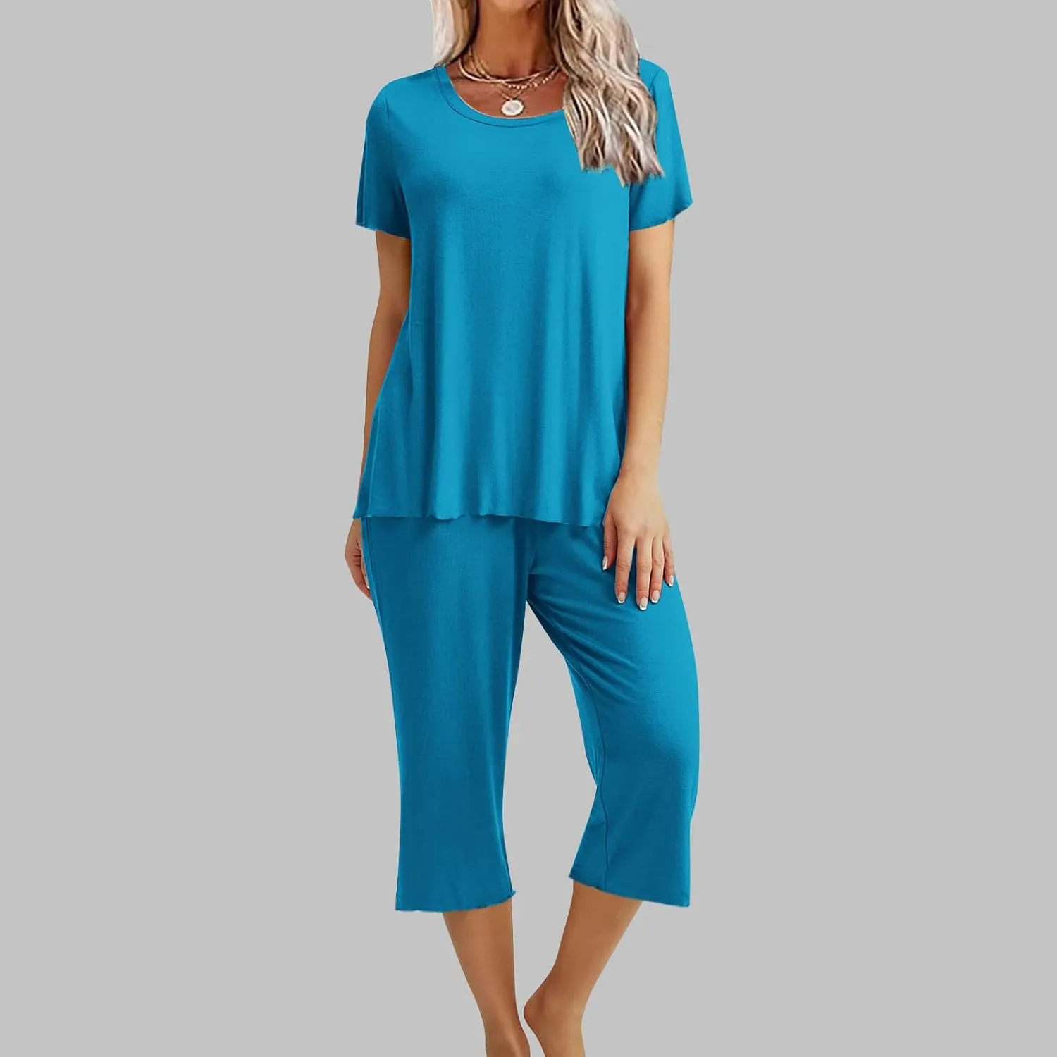 Womens Capri Pajamas Set 2 Piece Summer Lounge Sets Short Sleeve Round Neck Tops Soft Cropped Pants Comfy Sleepwear