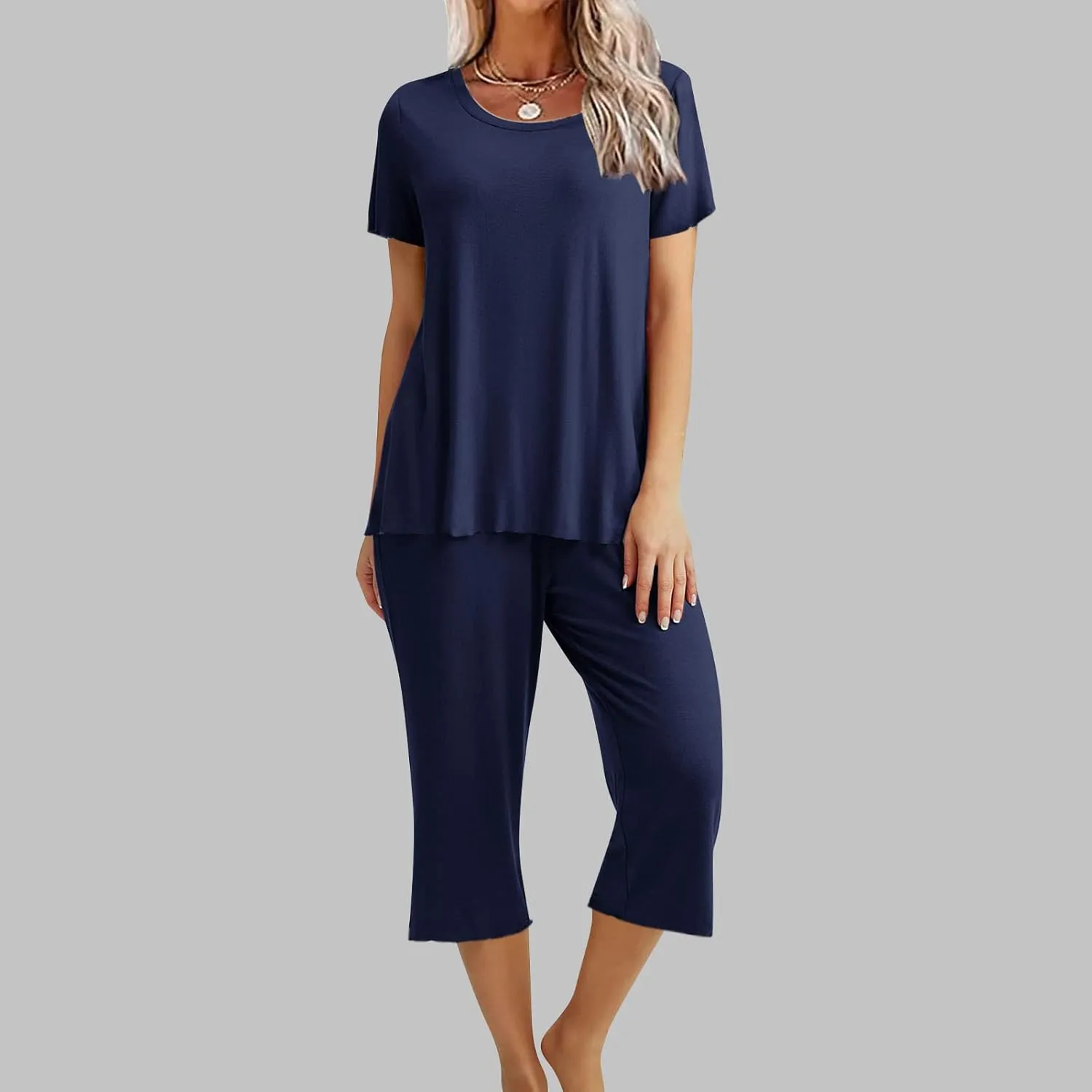 Womens Capri Pajamas Set 2 Piece Summer Lounge Sets Short Sleeve Round Neck Tops Soft Cropped Pants Comfy Sleepwear