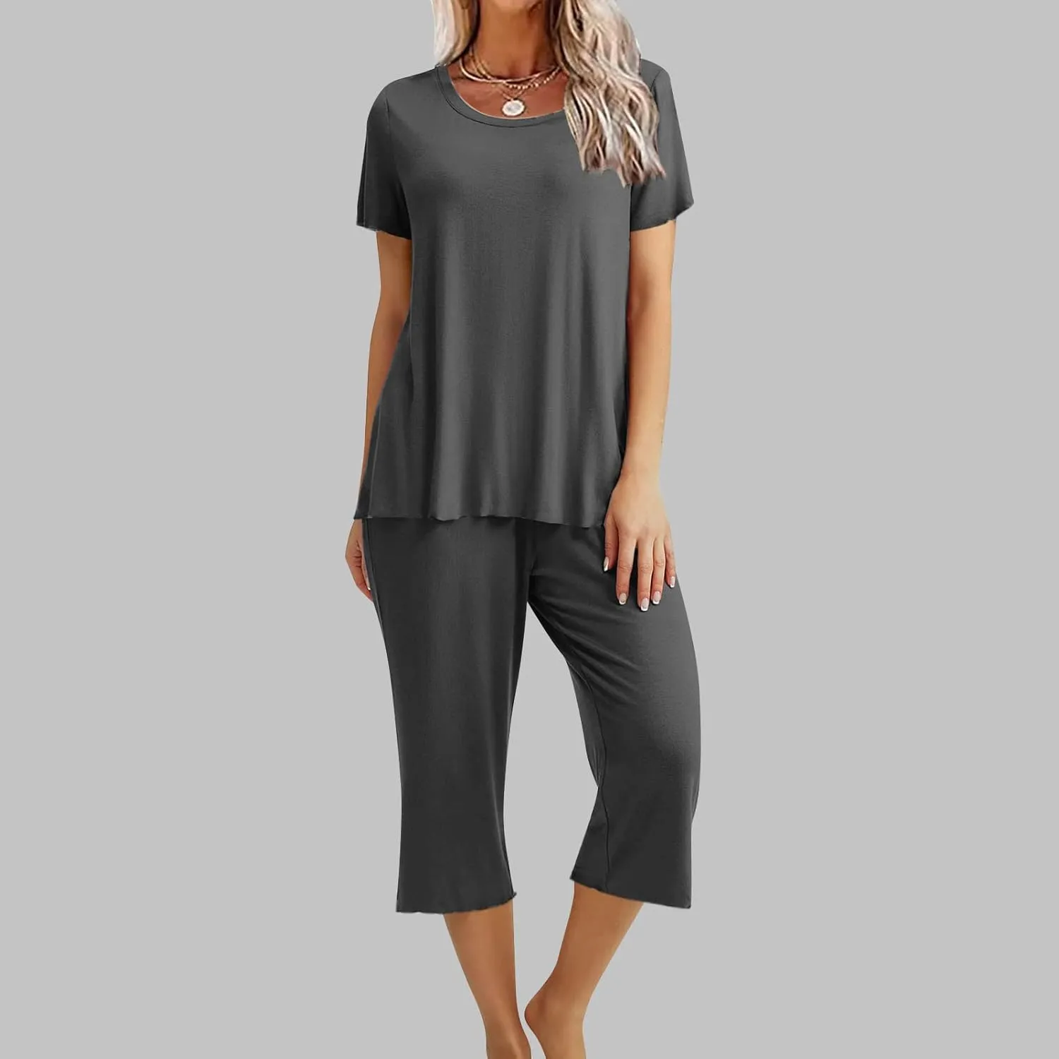 Women's Pajamas Set Short Sleeve Loungewear Loose Pajama Shirt Soft Capri Pants Lounge Set with Pocket