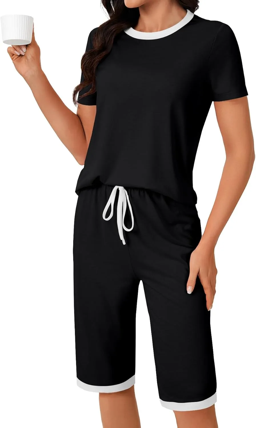 Women's Pajamas Set Short Sleeve Top and Capri Pants Lightweight Sleepwear Comfy Pjs 2 Piece Lounge Set